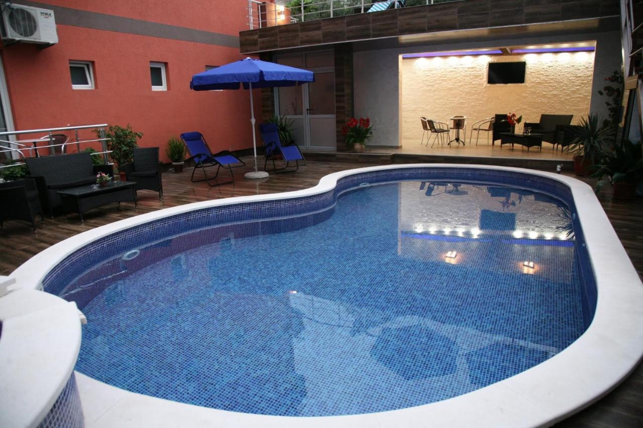 Vilaelenamarko Apartment Budva