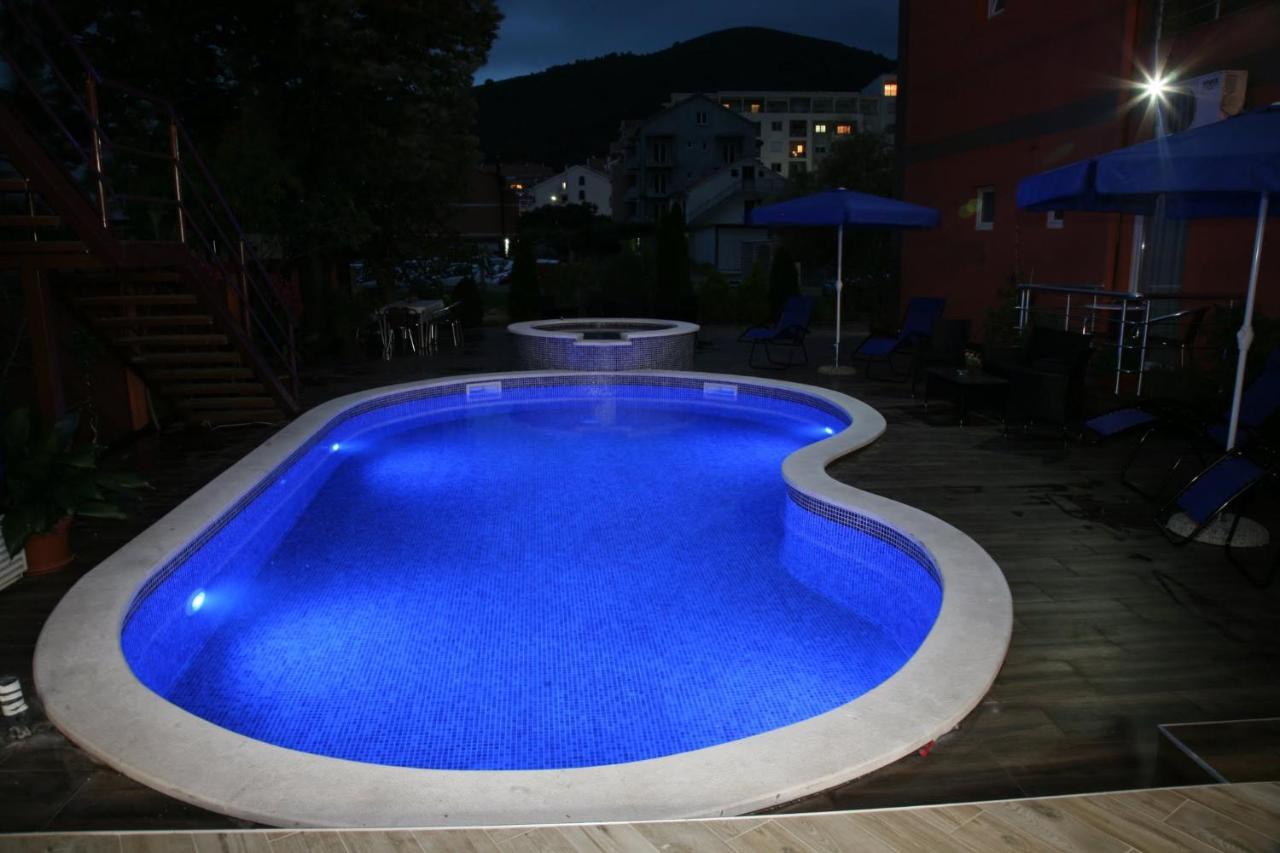 Apartment Vilaelenamarko *